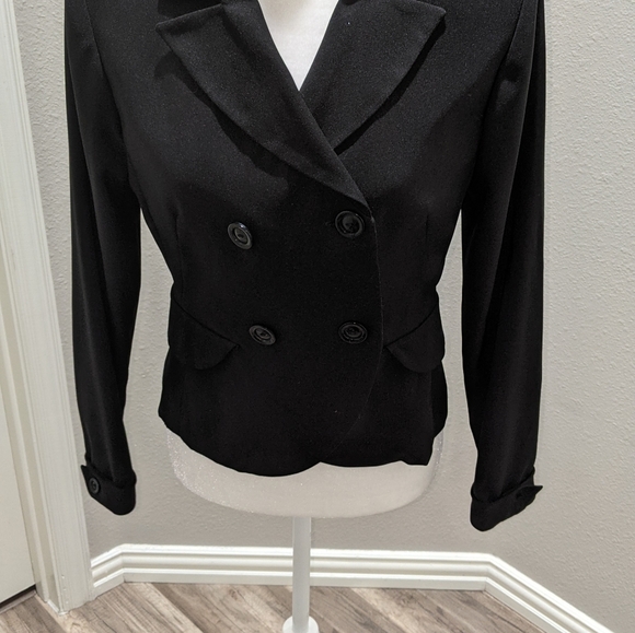 Blazer - Picture 6 of 9